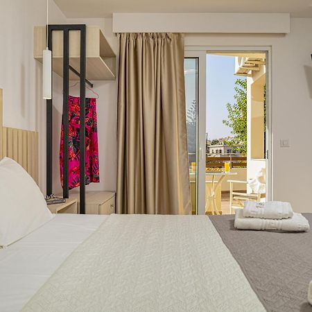 Theos Village Apartments Kato Daratso Exteriér fotografie